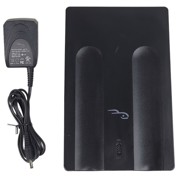 Rocketfish Wii Slim Induction Charger RF-GWII1121 - Picture 1 of 7